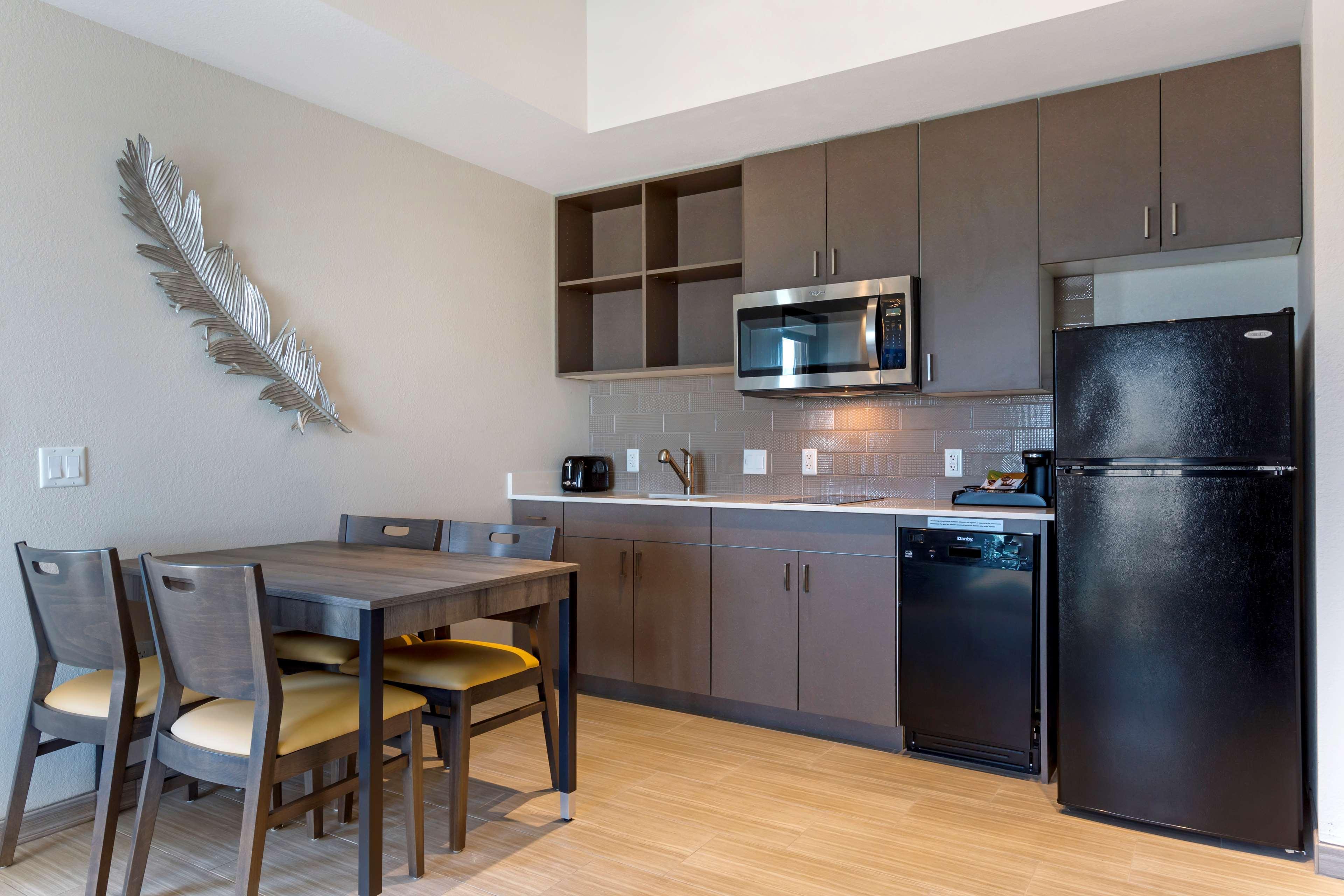 Best Western Plus Executive Residency Phoenix North Happy Valley מראה חיצוני תמונה