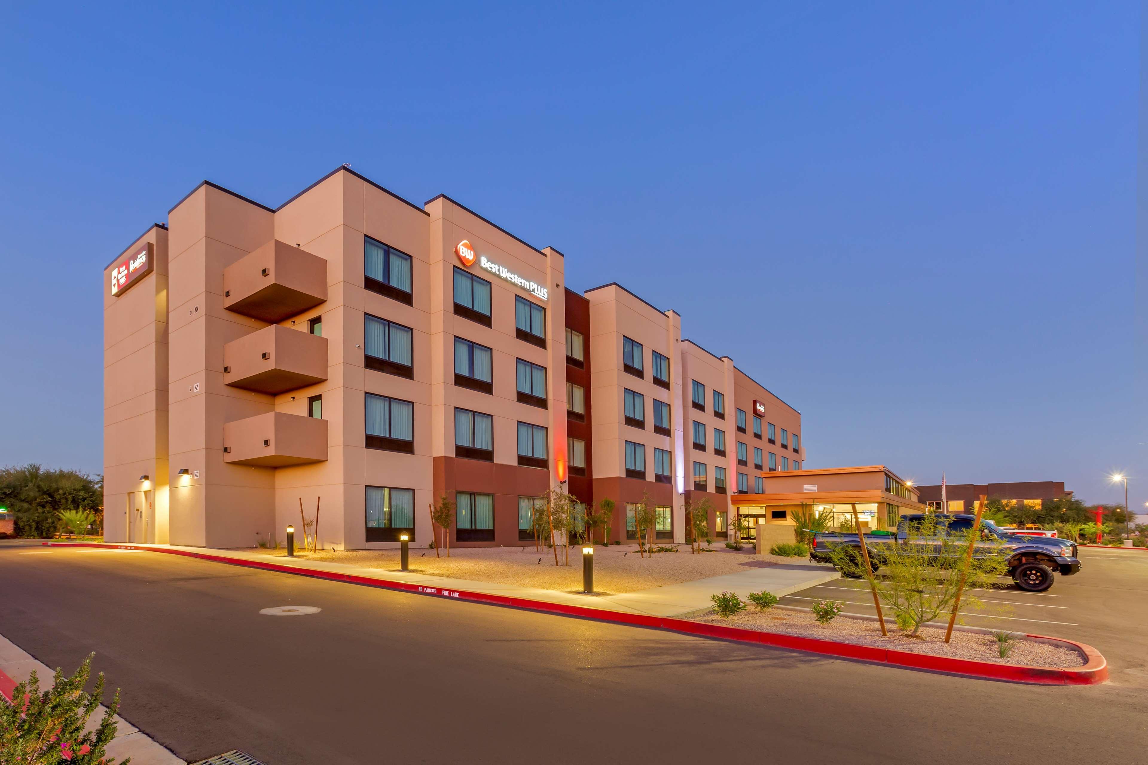 Best Western Plus Executive Residency Phoenix North Happy Valley מראה חיצוני תמונה