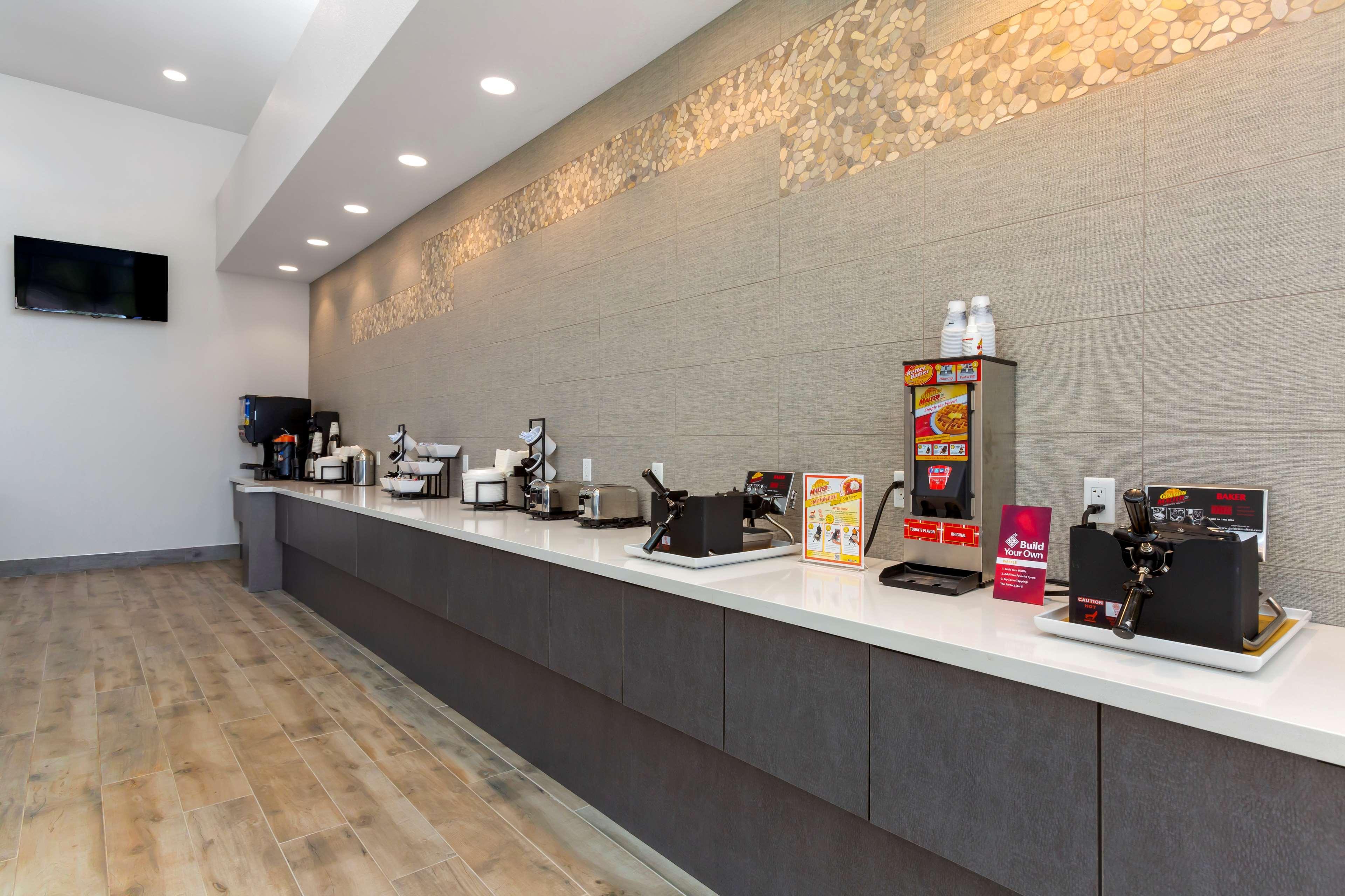 Best Western Plus Executive Residency Phoenix North Happy Valley מראה חיצוני תמונה